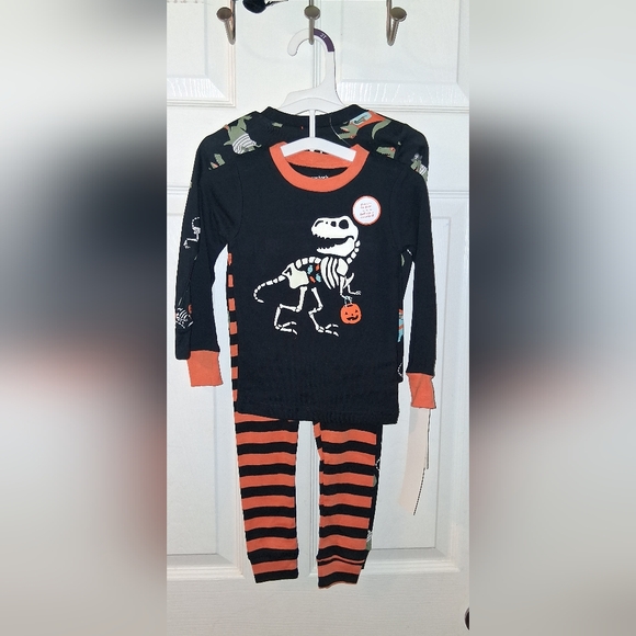 Boys 4pc Cotton Long Sleeve Dinosaur Halloween Pajama set Glow In The Dark - Picture 10 of 14